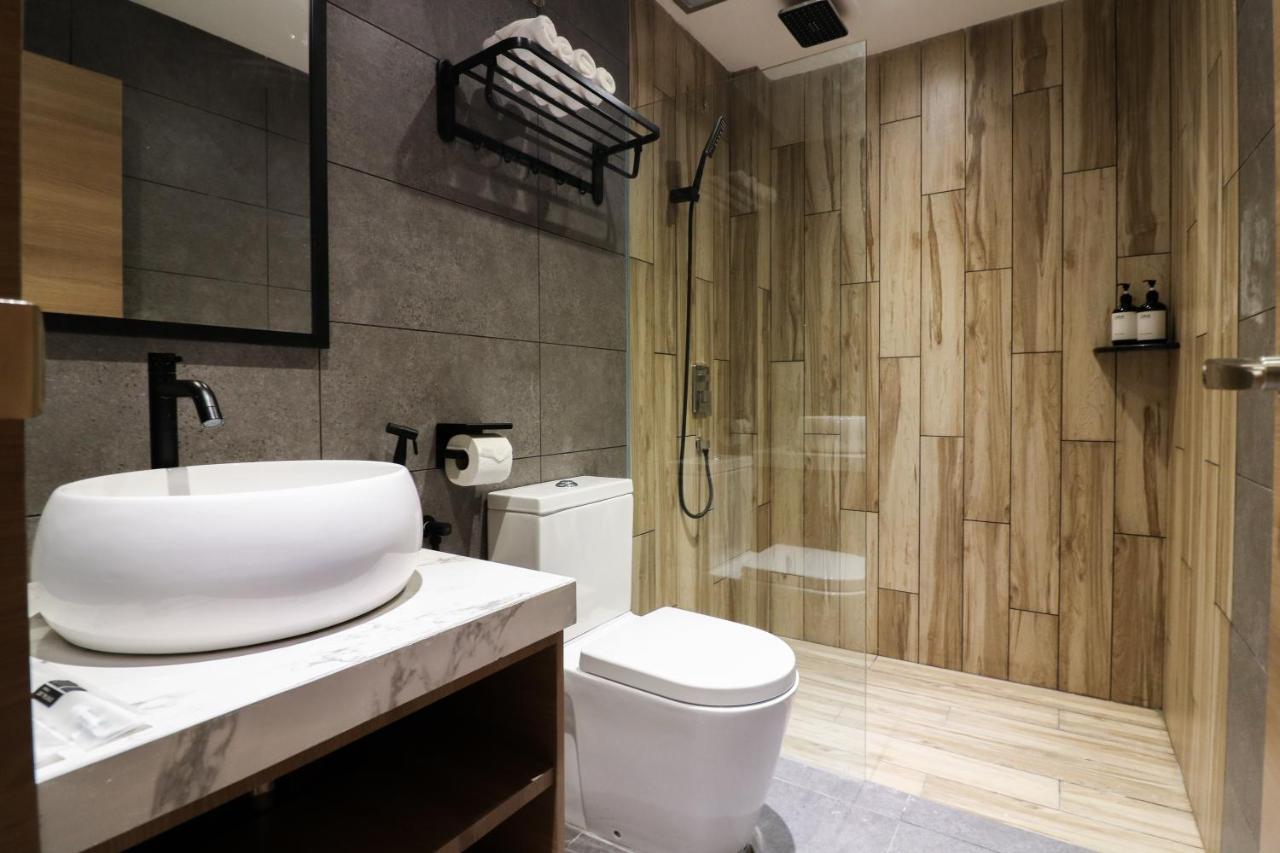 Muk by Victoria Home Melaka Bagian luar foto