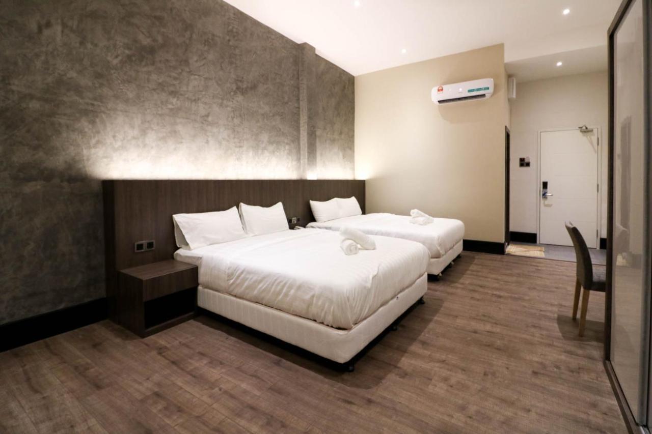 Muk by Victoria Home Melaka Bagian luar foto